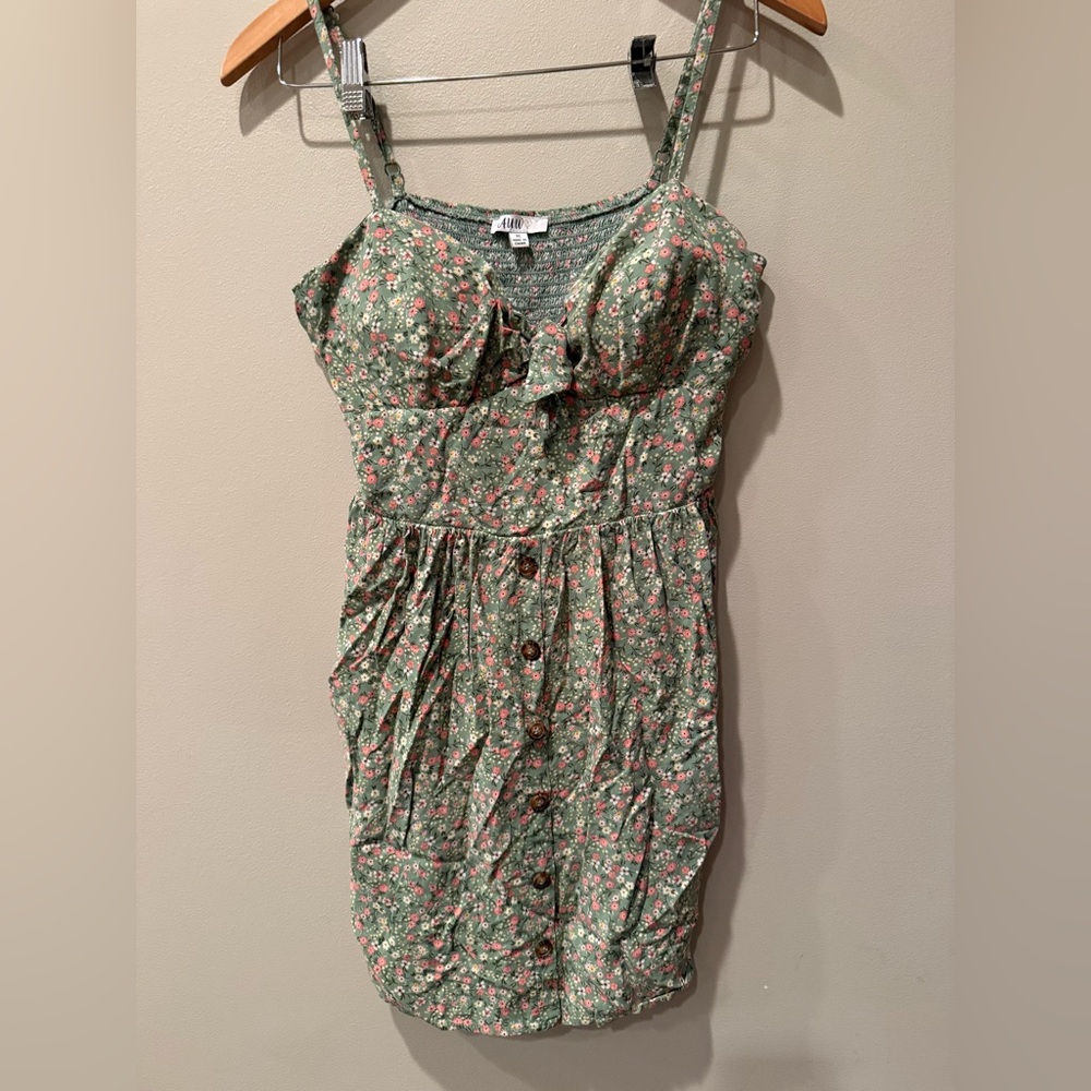 AUW Green Floral Mini Dress‎ with Buttons